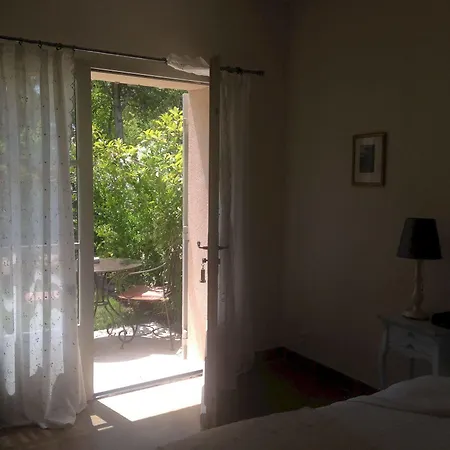 Mas Valentine Hotel 4*